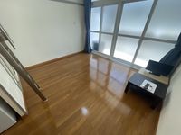 レオパレスソレーユ青江第一 居間