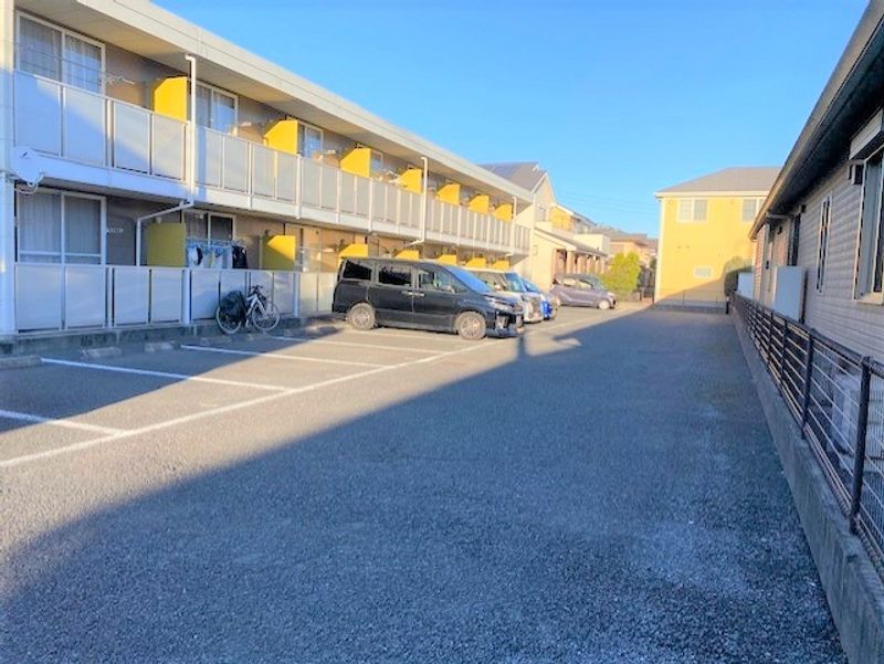 レオパレスＰｌｉｅ 駐車場