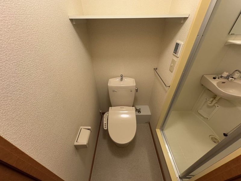レオパレスアマーユ トイレ
