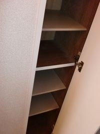 レオパレスメゾン錦 玄関