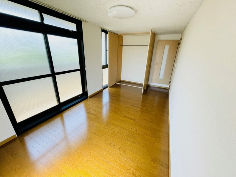 レオパレスクール 収納