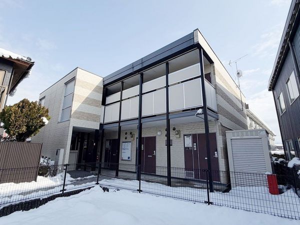 レオパレス天王 外観