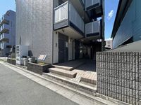 レオパレスキルシュバウム エントランス