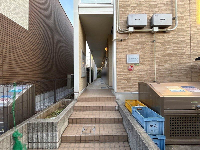 レオパレスパークソフィア　楓 エントランス