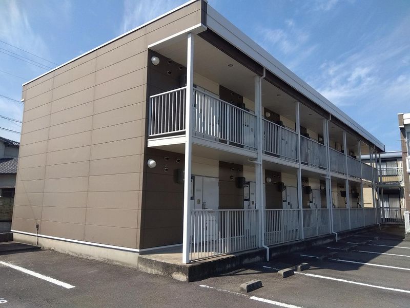 レオパレスソレーユ 外観