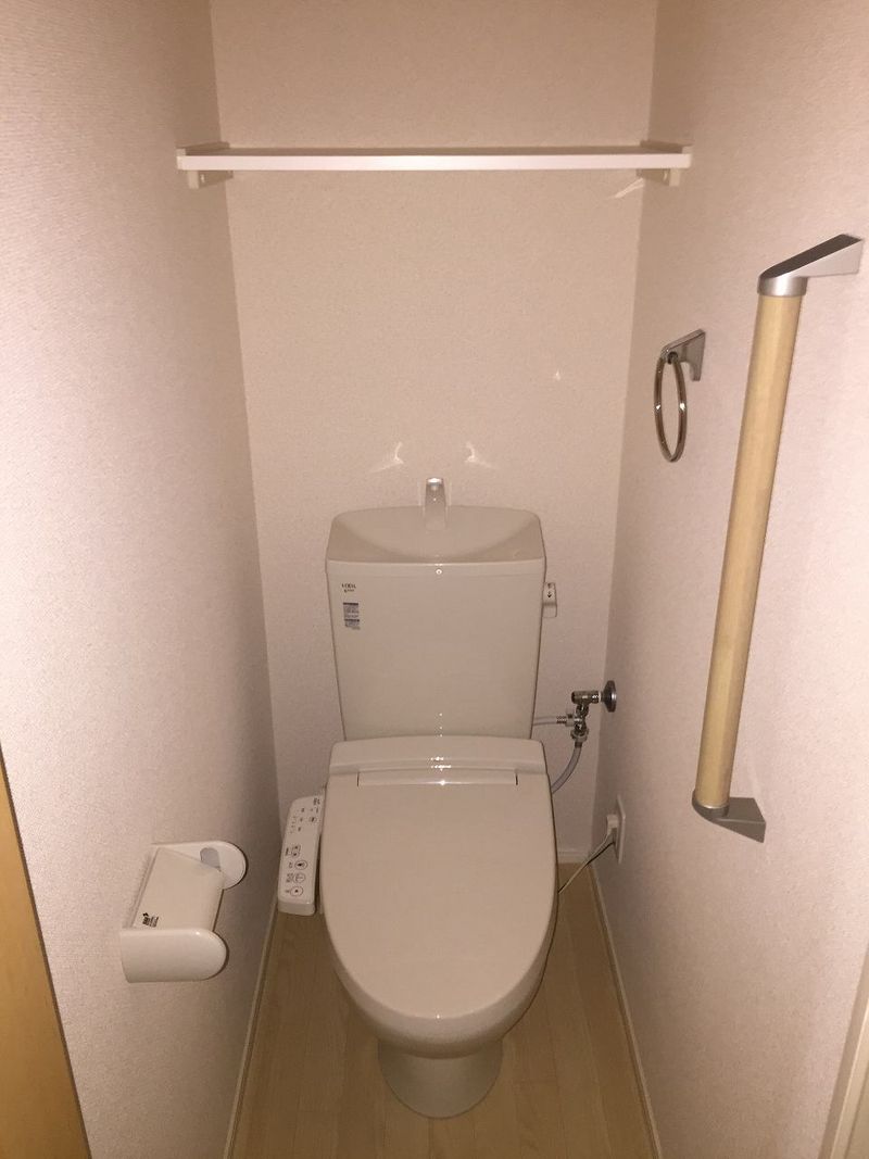 クレイノクレーメンス上連雀 トイレ