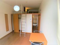 レオパレスｍｅｒ 居間