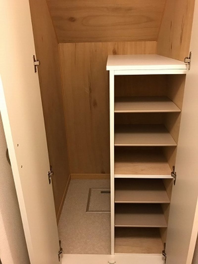 レオネクストベルシオン 玄関