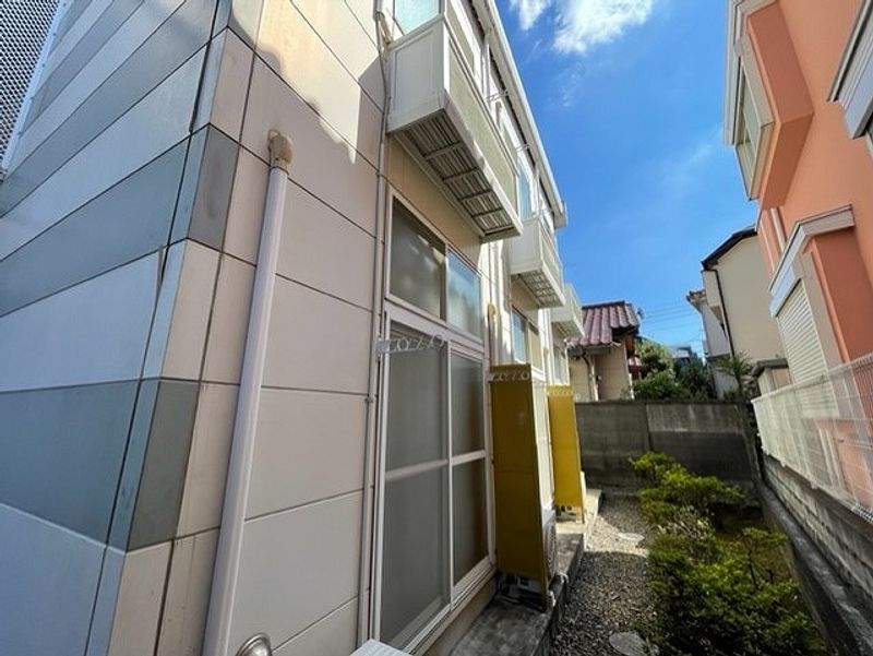 レオパレスワイズ バルコニー
