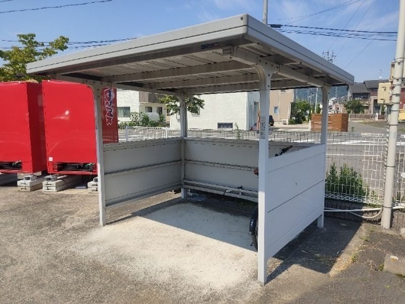 レオパレスサンセリテ 共用部分