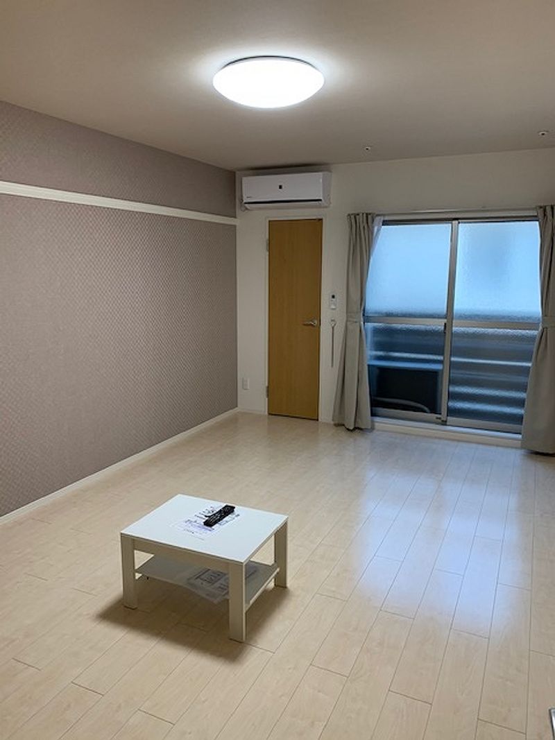 クレイノクリエイト仁川 居間