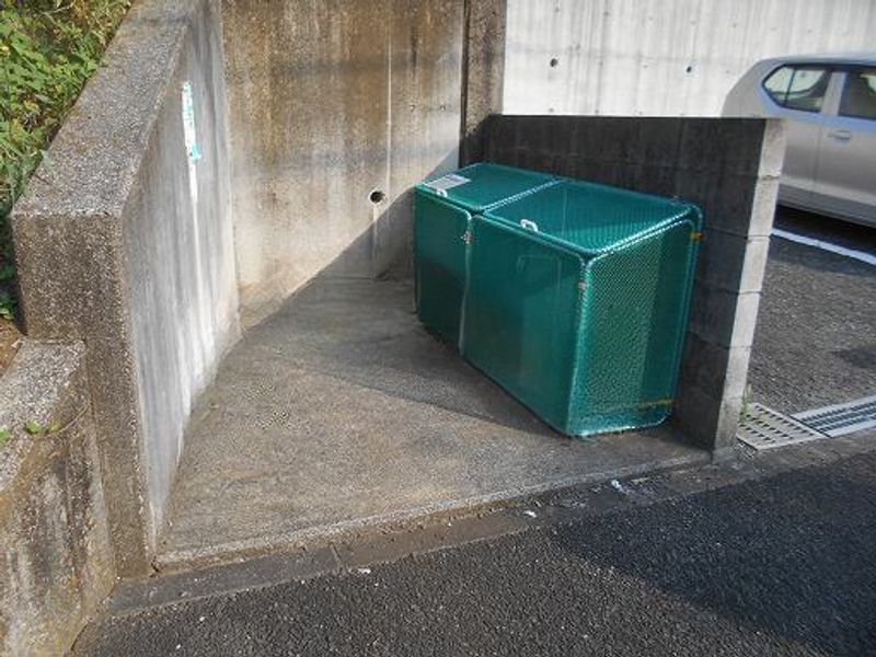 レオパレス金草沢 共用部分