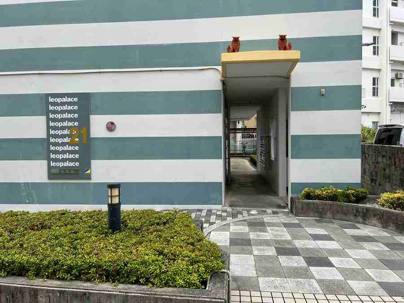 レオパレス安里駅前 エントランス