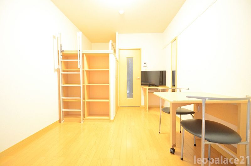 leopalace Suzu no Ki Living room