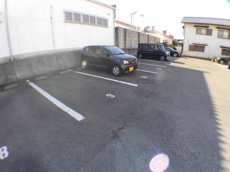 レオパレスＭａ　ｍａｉｓｏｎ　ｓａｋｏ 駐車場