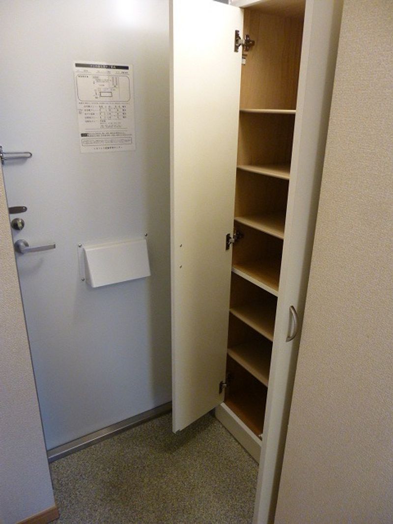 レオパレスセドナＡ 収納