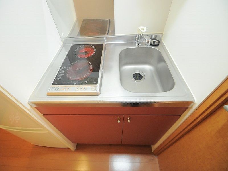 レオパレスプロプル キッチン