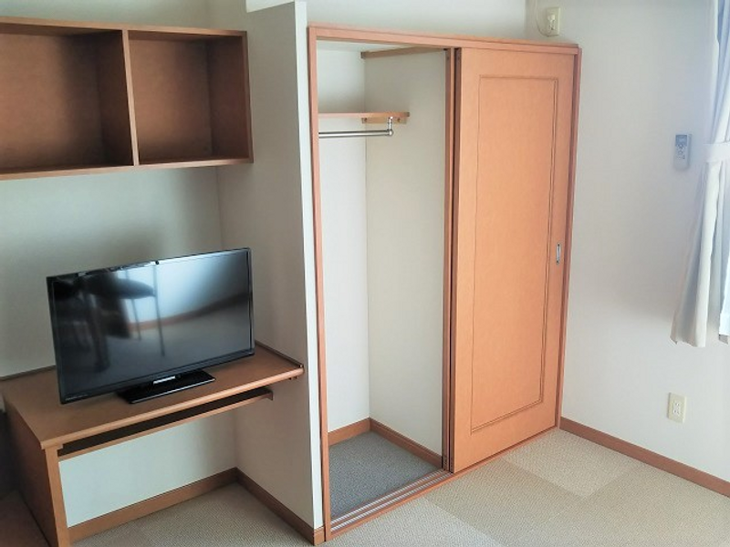 レオパレスサンライズヒル花見川 収納