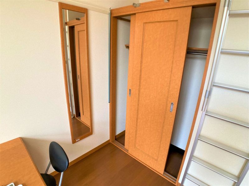 レオパレスＦｒｉｅｄｅｎ 収納