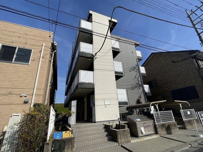 レオパレス早瀬 外観