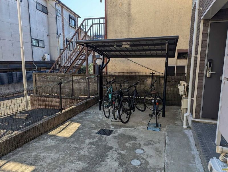 レオネクスト小関２ 共用部分