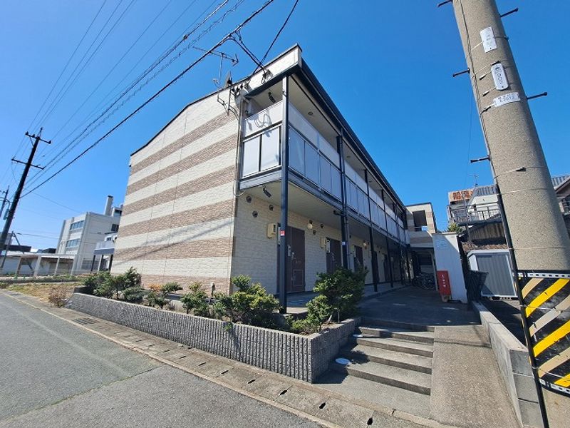 レオパレスラ　メール 外観