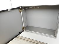 レオパレスちくま 玄関