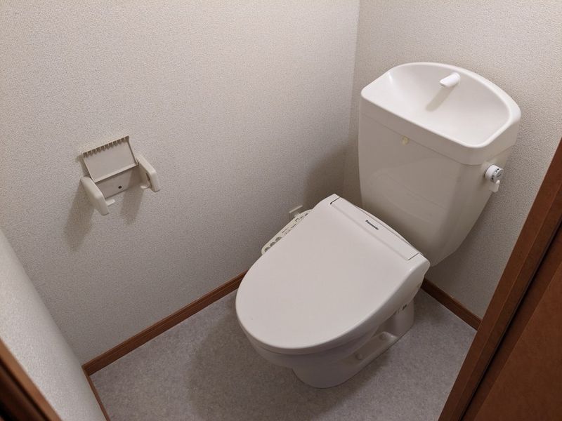 レオパレス薫峰 トイレ