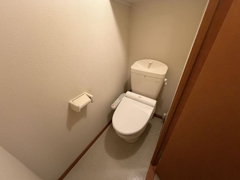 レオパレスクロスロード栄町 トイレ