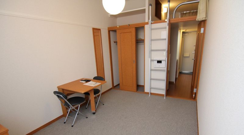 レオパレスていくわん 居間