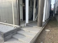 leopalace Maehara Entrance