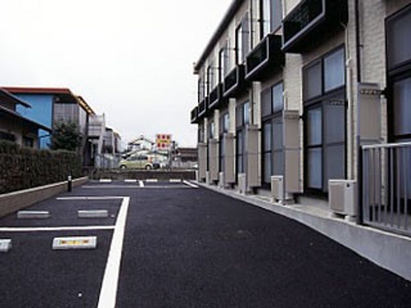 レオパレスＮＯＧＡＭＩ　Ⅱ 駐車場