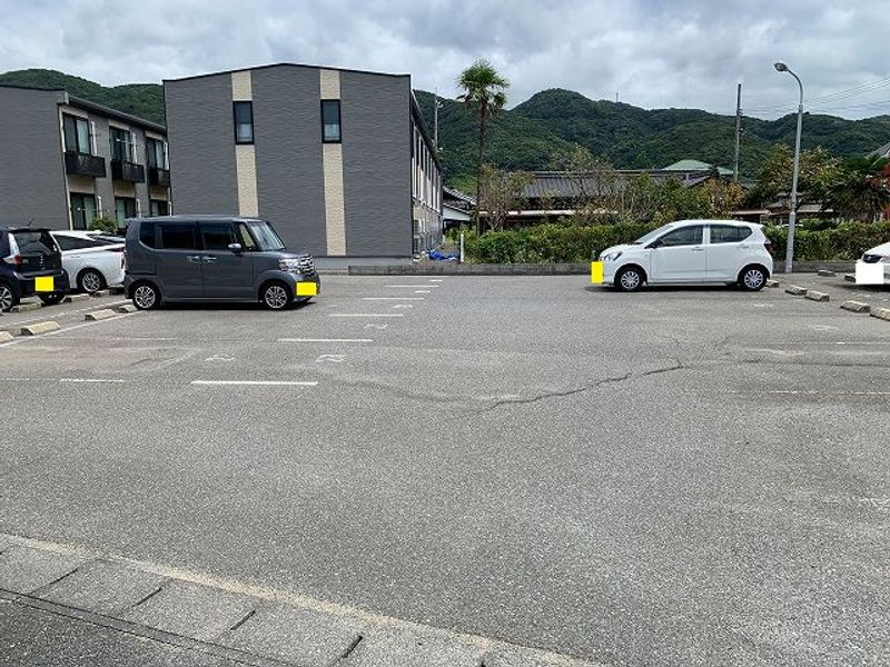 レオパレス室積Ⅰ 駐車場