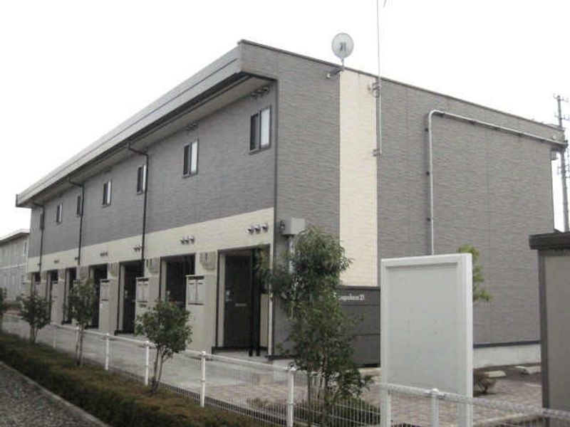 レオパレス清明３ 外観