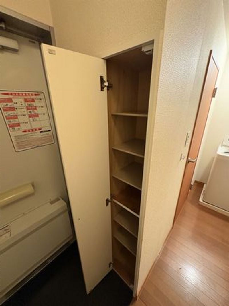 レオパレス赤池Ｂ 玄関