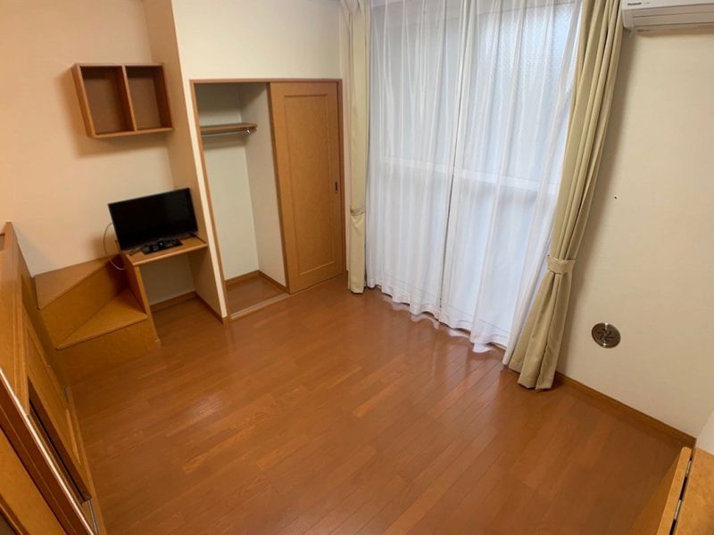 レオパレスシェソワ　城南 収納