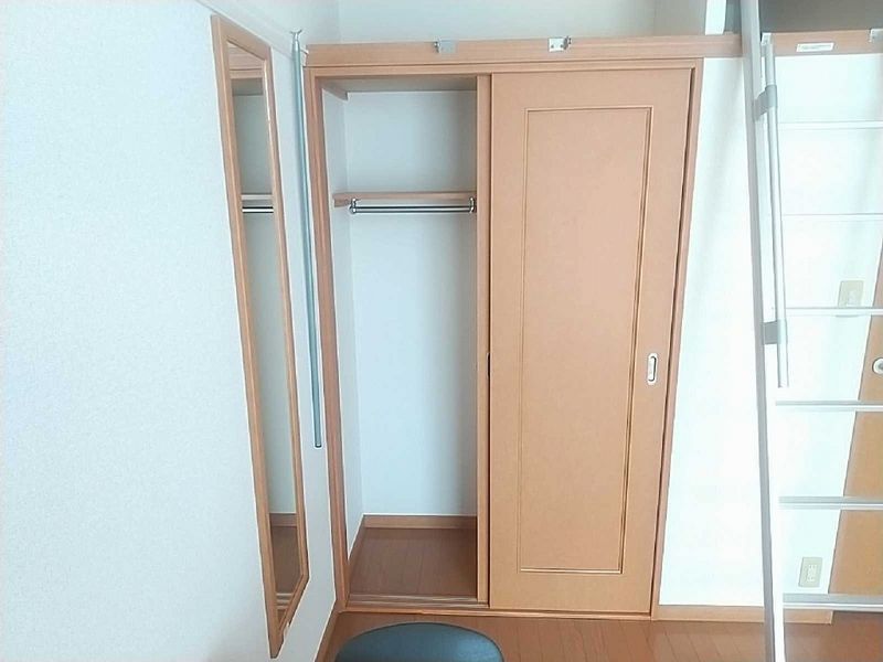 レオパレスわかば 収納