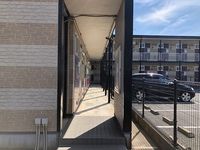 レオパレスドエル エントランス
