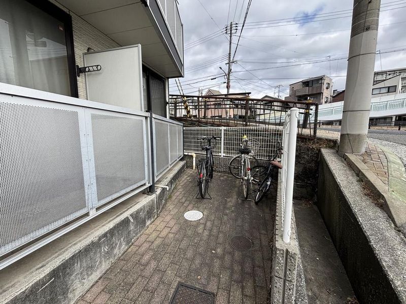 レオパレスルーエ六甲 共用部分