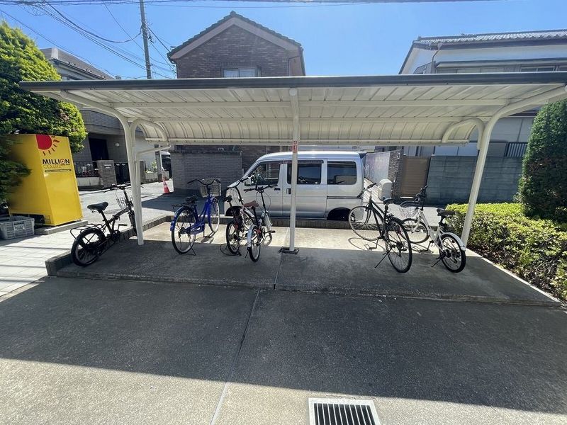 レオパレス中町 共用部分
