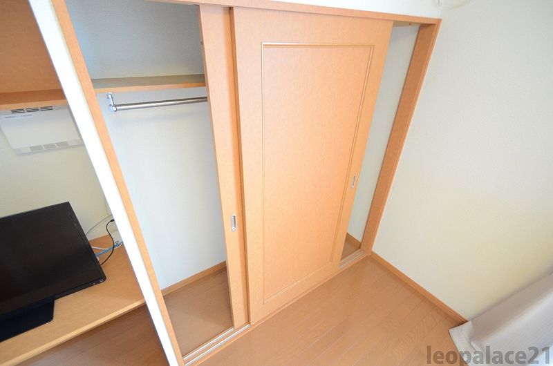 レオパレスコンフォール 収納