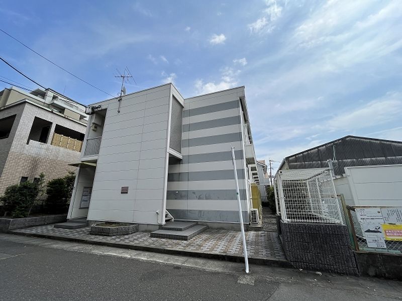 レオパレス黎明 外観