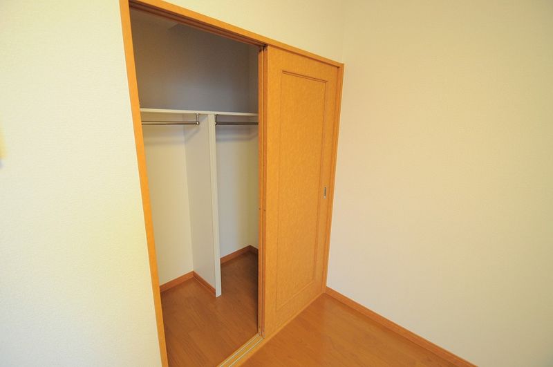 レオパレスＤＥＤＯ 収納