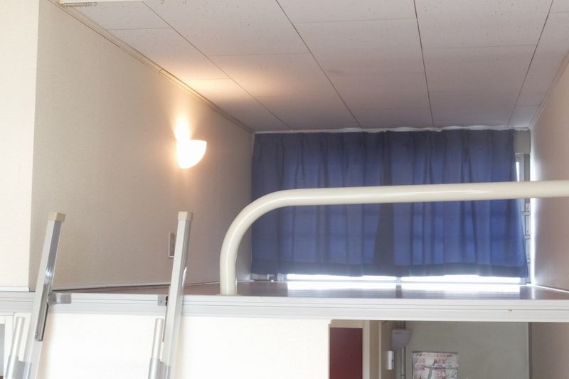 レオパレス諏訪 寝室