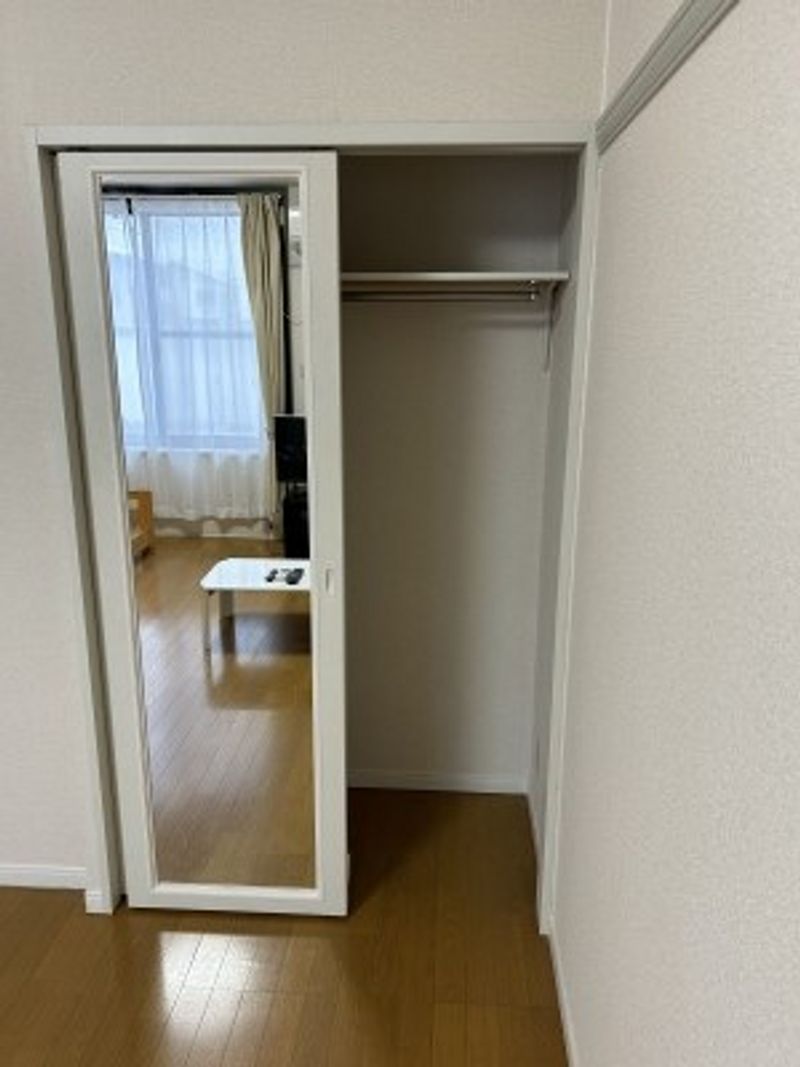 レオパレスバロン 収納