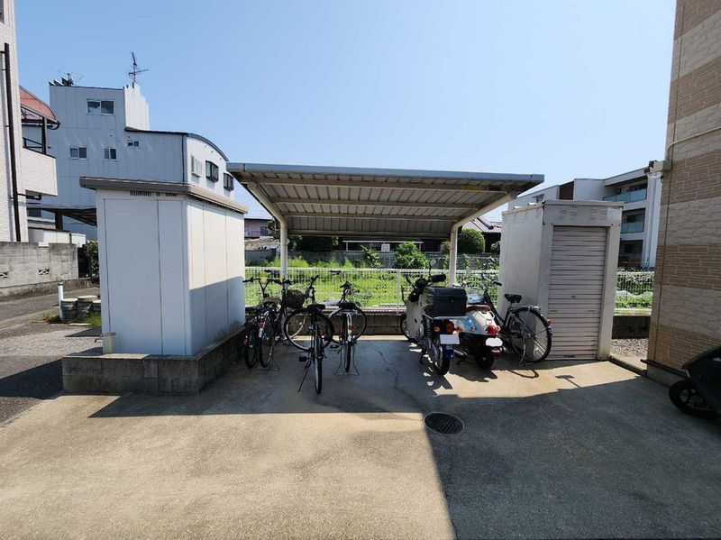 レオパレスラ　プランタン 共用部分