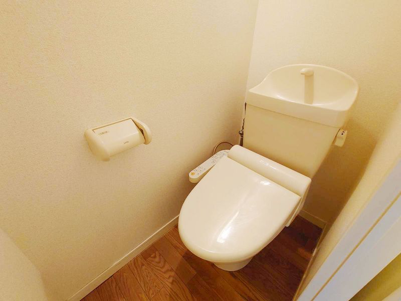 レオパレスＢＬＯＳＳＯＭ トイレ