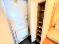 leopalace Court Inabe Entrance