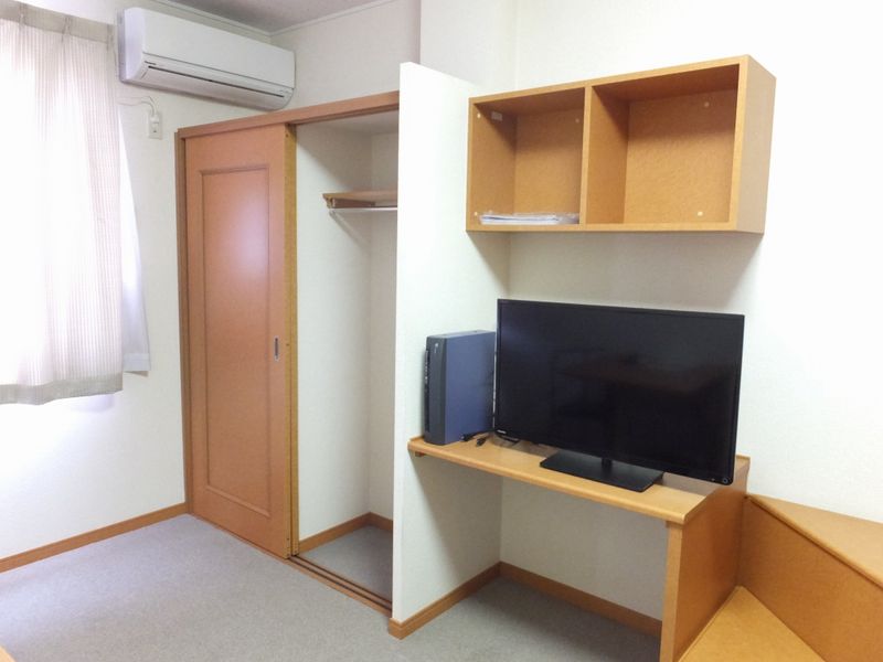 レオパレスミュウ 収納
