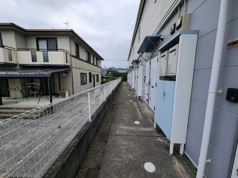 レオパレスＪＵＮ東野 エントランス
